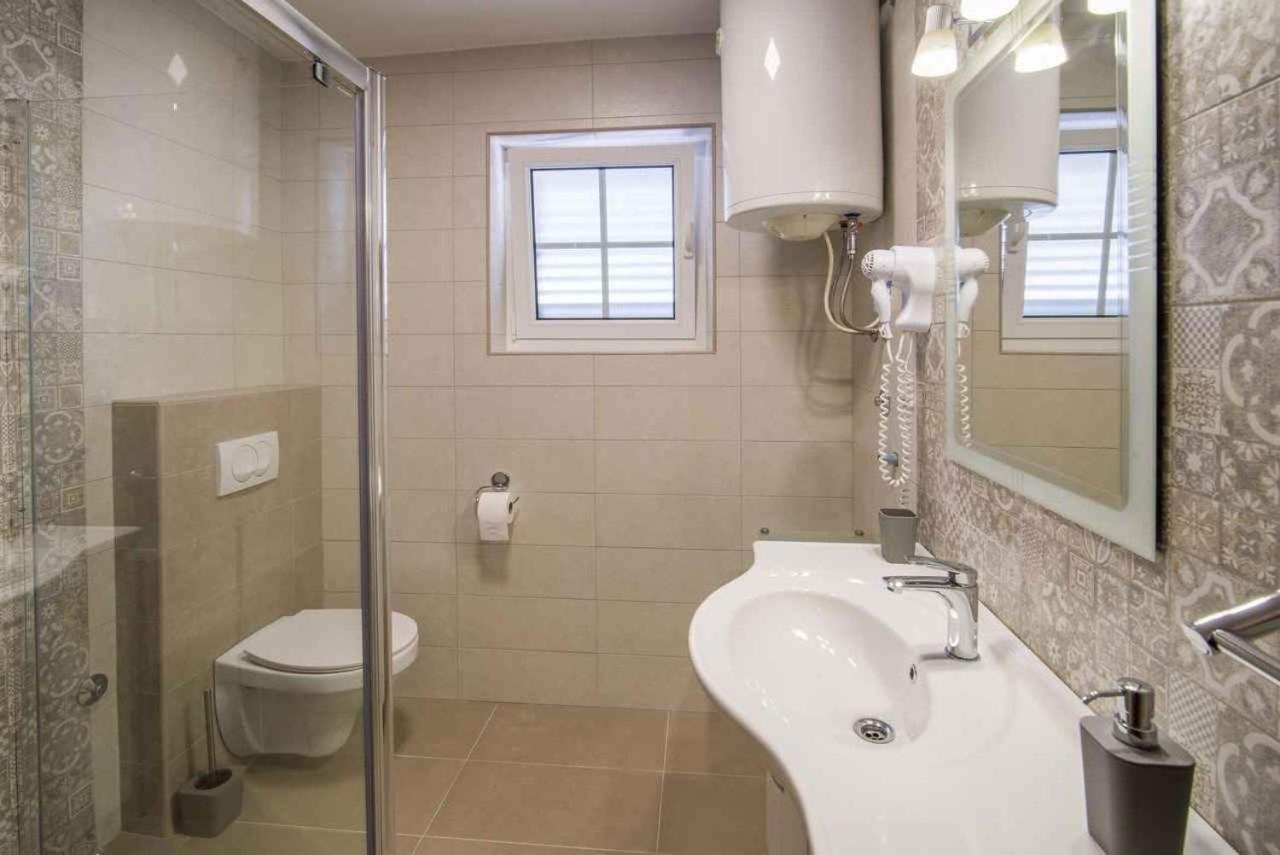 Apartments In Vrbnik/Insel Krk 13597 Dış mekan fotoğraf