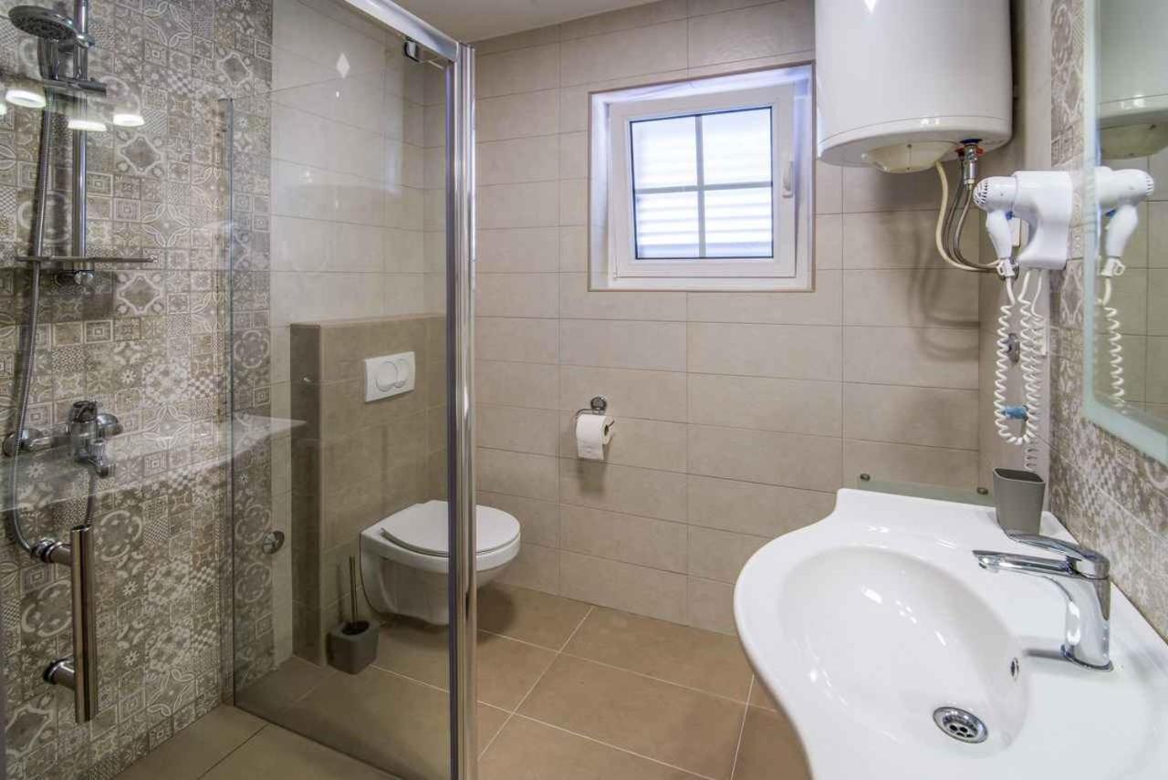 Apartments In Vrbnik/Insel Krk 13597 Dış mekan fotoğraf