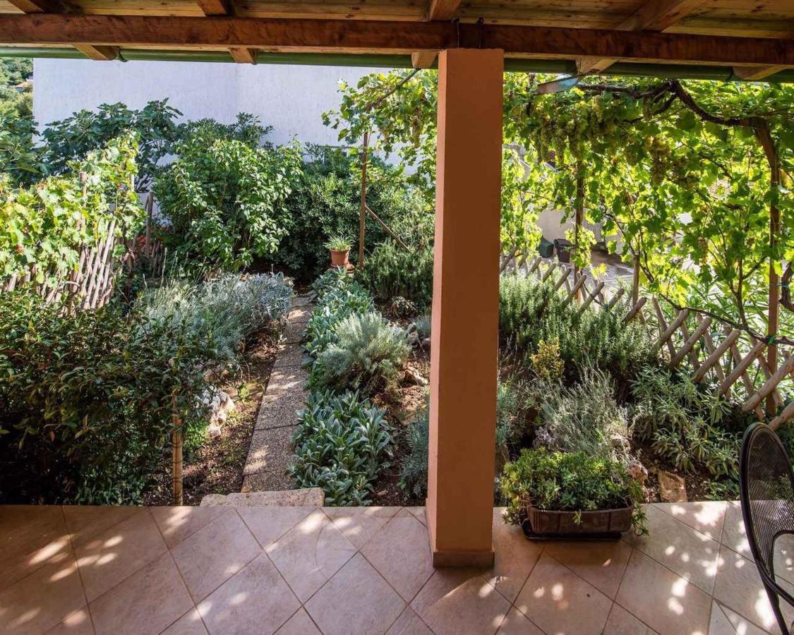 Apartments In Vrbnik/Insel Krk 13597 Dış mekan fotoğraf