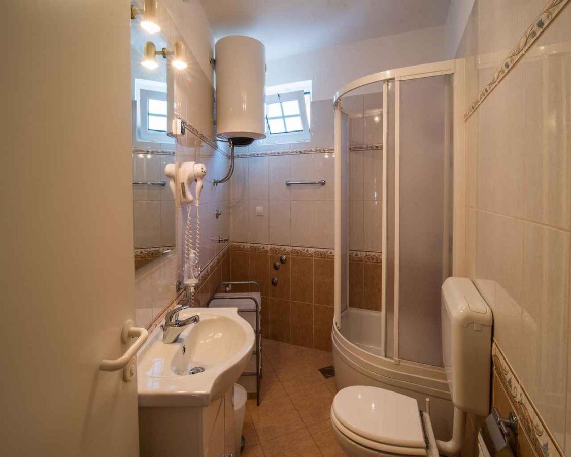 Apartments In Vrbnik/Insel Krk 13597 Dış mekan fotoğraf